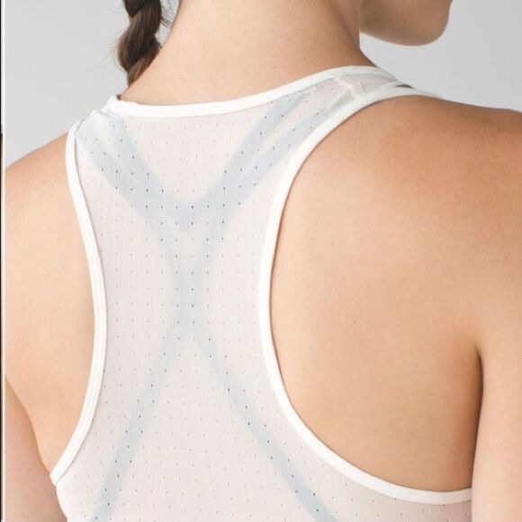 LULULEMON DANCE TO YOGA TANK TOP PRETTY PLUME ANGEL WING BLACK RUNNING GYM Sz 6 - Picture 3 of 14